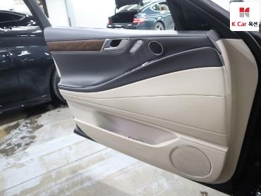 2022 - genesis g80