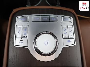 جينيسيس G80 2024 — صورة 24