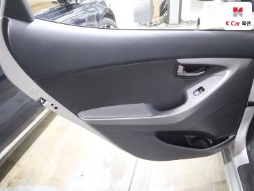 2014 - hyundai avante