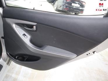 2014 - hyundai avante