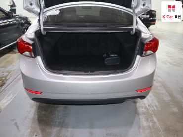 2014 - hyundai avante
