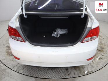2017 - hyundai accent
