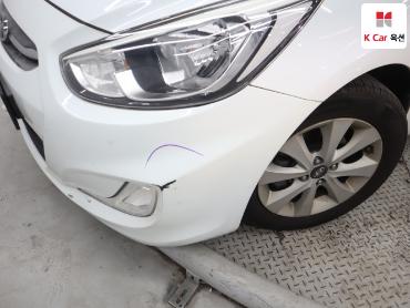 2017 - hyundai accent