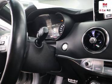 2018 - kia stinger