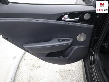 2018 - kia stinger