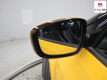 2016 - hyundai veloster
