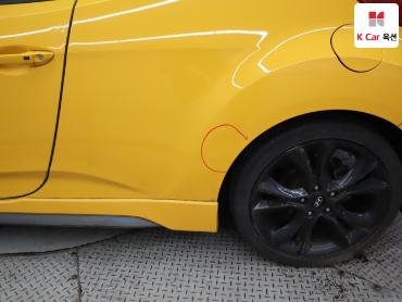 2016 - hyundai veloster