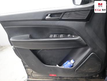 2021 - kg mobility (ssangyong) rexton