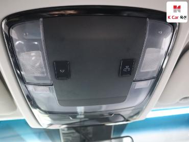 2022 - hyundai staria