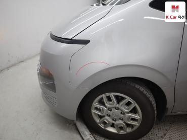 2022 - hyundai staria