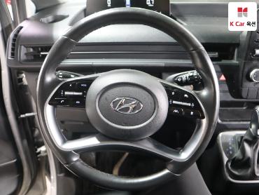 2022 - hyundai staria