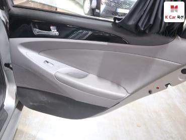 2011 - hyundai sonata