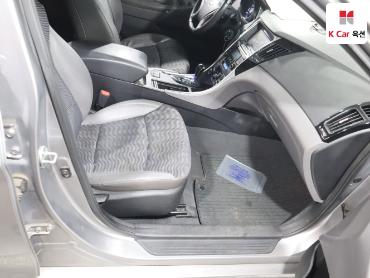 2011 - hyundai sonata