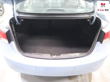 2011 - hyundai avante