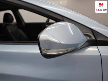 2011 - hyundai avante