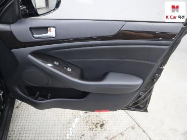2013 - kia k7