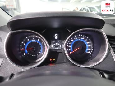2014 - hyundai avante