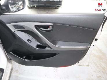 2014 - hyundai avante