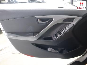 2014 - hyundai avante
