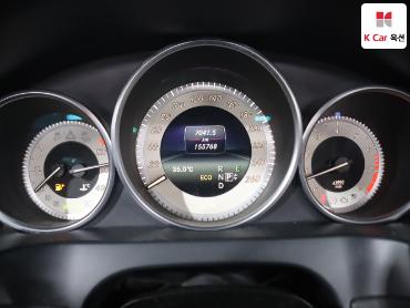 2014 - mercedes-benz e200