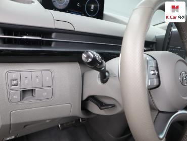 2022 - hyundai staria