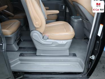 2022 - hyundai staria
