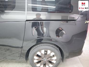 2022 - hyundai staria
