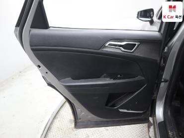 2023 - kia sportage