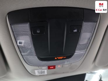 2023 - kia sportage