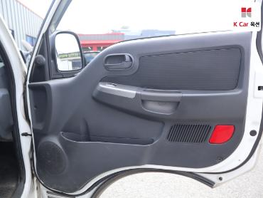 2020 - kia bongo iii