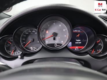 2011 - porsche cayenne