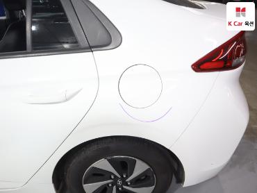 2017 - hyundai ioniq