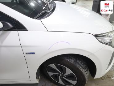 2017 - hyundai ioniq