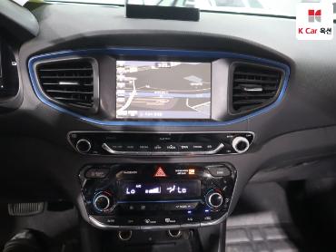 2017 - hyundai ioniq