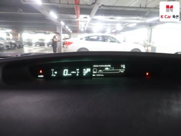 2014 - toyota prius