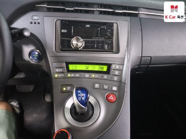 2014 - toyota prius