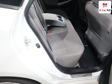 2014 - toyota prius