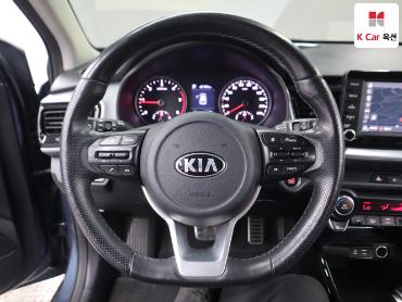 2018 - kia stonic