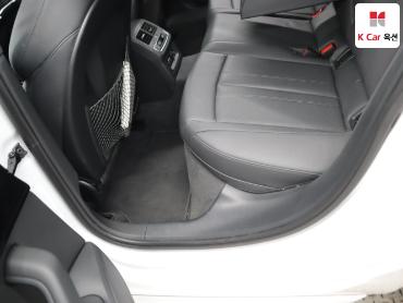 Audi A4 2021 — صورة 25