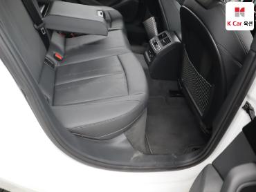 Audi A4 2021 — صورة 30