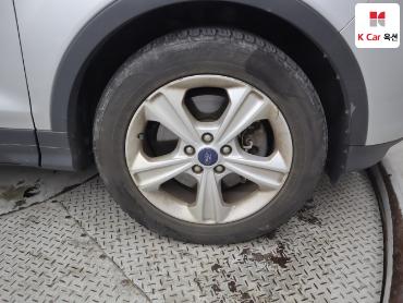 2014 - ford escape