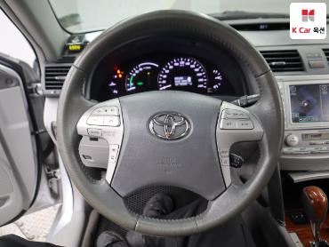 2011 - toyota camry