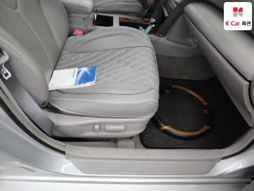 2011 - toyota camry