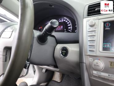 2011 - toyota camry