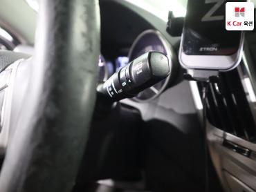 2012 - hyundai veloster