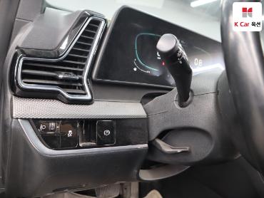2023 - kia sportage