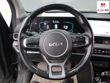 2023 - kia sportage