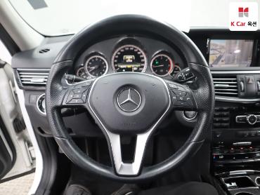 2013 - mercedes-benz e220