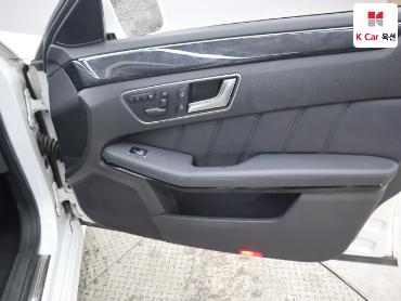 2013 - mercedes-benz e220