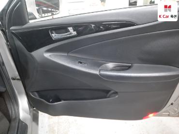 2011 - hyundai sonata